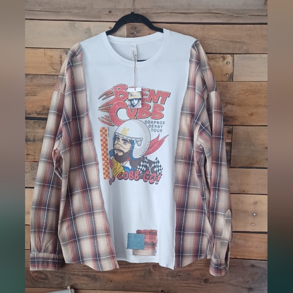 Upcycled Vintage Graphic Shirt - Picture 1 of 8